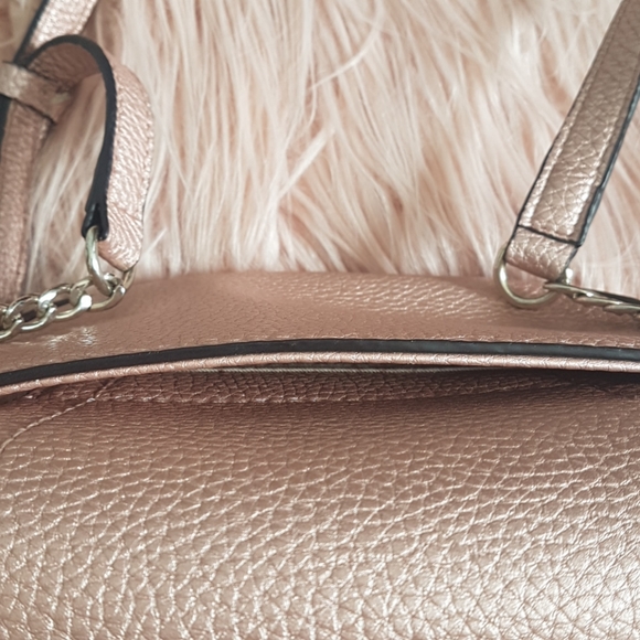 Guess metallic pink crossbody bag - Picture 5 of 7